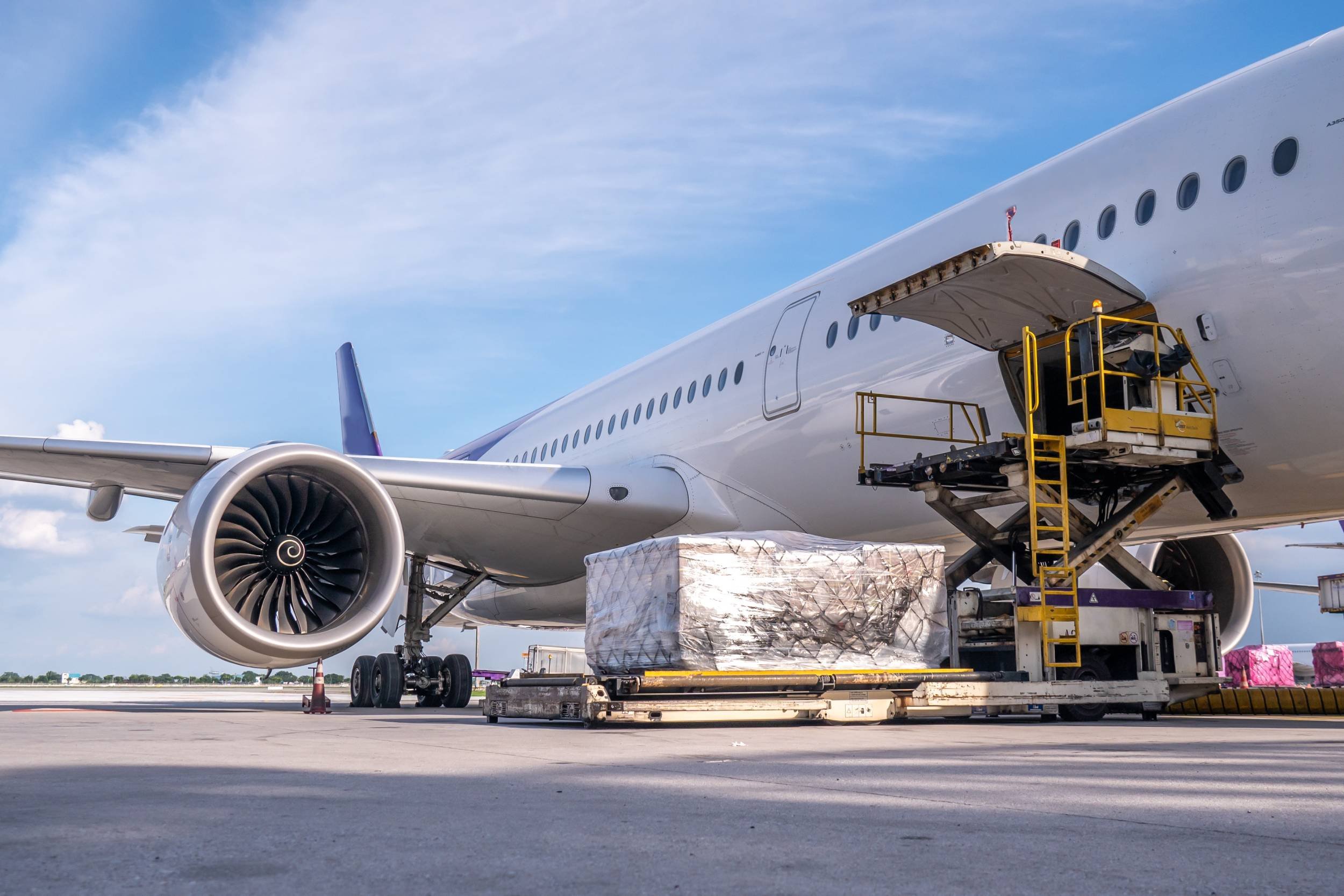 Air transport GOLD SERVICE Air transport GOLD SERVICE